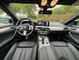 BMW 5-Serie Touring M Sport | BTW | Trekhaak | Laserlicht | Panoramadak | HUD | Harman Kardon | 19"