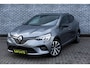 Renault Clio 1.0 TCe 90 Techno | Achteruitrijcamera | Parkeersensoren | LED Koplampen | Keyless Entry | Privacy Glas | Cruise Control | Climate Control | Navigatie 9,3 inch | Apple Carplay | Android Auto | Lichtmetalen Velgen 16 inch