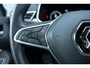 Renault Clio 1.0 TCe 90 Techno | Achteruitrijcamera | Parkeersensoren | LED Koplampen | Keyless Entry | Privacy Glas | Cruise Control | Climate Control | Navigatie 9,3 inch | Apple Carplay | Android Auto | Lichtmetalen Velgen 16 inch