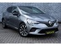 Renault Clio 1.0 TCe 90 Techno | Achteruitrijcamera | Parkeersensoren | LED Koplampen | Keyless Entry | Privacy Glas | Cruise Control | Climate Control | Navigatie 9,3 inch | Apple Carplay | Android Auto | Lichtmetalen Velgen 16 inch
