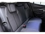 Peugeot e-2008 EV GT 50 kWh BTW auto! l Camera l Keyless l LED l DAB l Bluetooth l Apple Carplay & Android Auto l ACC l Climate Control l Navigatie Full-Map l Lichtmetalen Velgen1