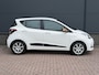 Hyundai i10 1.0i Go! | Dealer Onderhouden | Navigatie | Apple Carplay & Android Auto | Climate Control | Parkeersensoren Achter | | Dealer Onderhouden | Navigatie | Apple Carplay & Android Auto | Climate Control | Parkeersensoren Achter |