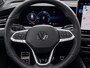 Volkswagen Passat Variant 1.5eHybrid 200kW/272PK R-Line · Panoramadak · Trekhaak · 360°Camera + Parkeersensoren · Garantie t/m 11-11-2030 of 100000km.