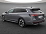 Volkswagen Passat Variant 1.5eHybrid 200kW/272PK R-Line · Panoramadak · Trekhaak · 360°Camera + Parkeersensoren · Garantie t/m 11-11-2030 of 100000km.