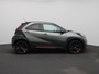 Toyota Aygo X 1.0 VVT-i S-CVT Limited | Camera | Adaptieve Cruise Control | 18" LMV | PDC Voor+Achter | LED-Verlichting | Stoelverwarming | JBL Audio | Climate Control | DAB-Radio | Apple Carplay & Android Auto