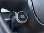 Hyundai Ioniq 5 Connect + 77.4 kWh met aanvullende optie's / SOH 100% / Dealer Onderhouden / WLTP 507 km / CCS Snel Laden / Lederen Bekleding / Stoelventilatie / Elektr. Voorstoelen / Stuur-, Stoel- & Achterbankverwarming / Navi / Apple Carplay & Android Auto / 19" LM wielen /