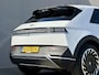 Hyundai Ioniq 5 Connect + 77.4 kWh met aanvullende optie's / SOH 100% / Dealer Onderhouden / WLTP 507 km / CCS Snel Laden / Lederen Bekleding / Stoelventilatie / Elektr. Voorstoelen / Stuur-, Stoel- & Achterbankverwarming / Navi / Apple Carplay & Android Auto / 19" LM wielen /