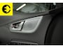 Hyundai Kona Electric EV Premium 64 kWh | SOH 93% | Stoelverkoeling | HUD
