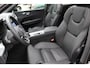 Volvo XC60 T6 Recharge AWD Long Range 350PK Dark Google Infotainment / Elektrisch schuif-kanteldak / 22" lichtmetalen velgen / Stoelventilatie-verwarming voor / Stuurwielverwarming