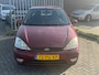 Ford Focus 1.6-16V Futura 5 deurs! Airco ECC l Navi l Trekhaak l LEER! INRUIL KOOPJE! NIEUWE APK!