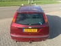 Ford Focus 1.6-16V Futura 5 deurs! Airco ECC l Navi l Trekhaak l LEER! INRUIL KOOPJE! NIEUWE APK!