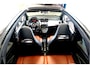 Fiat 500C 1.4 T-Jet Abarth 147kW/200pk Dualogic Competizione Bi-Tone AIRCO + SOFTLEDER + NOVITEC VELGEN + RAGAZZON EXHAUST + BI-XENON + INTERSCOPE AUDIO + EL.STOFFEN SCHUIFDAK + PARKSENSOREN + 18" LM-VELGEN!!
