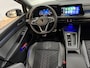 Volkswagen Golf 1.5 eTSI R-Line Business+ Panorama | Camera | Head Up | Stuur Verwarming | Adaptive Cruise | Isofix | NAP
