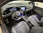 Volkswagen Golf 1.5 eTSI R-Line Business+ Panorama | Camera | Head Up | Stuur Verwarming | Adaptive Cruise | Isofix | NAP