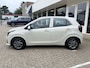 Kia Picanto 1.0 DPI DynamicLine | Stoel- en stuurverwarming | DAB | Navi | Apple/Android | Camera | Cruise control