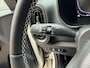 Kia Picanto 1.0 DPI DynamicLine | Stoel- en stuurverwarming | DAB | Navi | Apple/Android | Camera | Cruise control