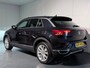 Volkswagen T-Roc 1.5 TSI Sport DSG /Virtual/Sfeer/ACC/Keyless/Camera/CarPlay/LED/LaneAss/DodeHoek