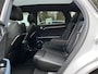 Voyah Free Flagship | Black Line Exterieur | Panoramadak | Dynaudio Hi-Fi | 360° Camera | Luchtvering | Adaptieve Cruise Control | Dodehoekassistent | Apple CarPlay | Android Auto | Elektrisch Verstelbare Stoelen + Massage | Stoelverwarming | Stoelventilatie | Sfeerverlichting | Elektrische Achterklep