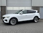 Voyah Free Flagship | Black Line Exterieur | Panoramadak | Dynaudio Hi-Fi | 360° Camera | Luchtvering | Adaptieve Cruise Control | Dodehoekassistent | Apple CarPlay | Android Auto | Elektrisch Verstelbare Stoelen + Massage | Stoelverwarming | Stoelventilatie | Sfeerverlichting | Elektrische Achterklep