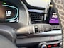 Kia Stonic 1.0 T-GDi MHEV DynamicLine | Achteruitrijcamera | DAB | Lane Assist | Navigatie | Climate Control
