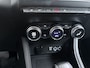 Renault Captur 1.3 TCe 140 R.S. Line / Trekhaak / Navigatie / Camera / Parkeersensoren / Stuur -en Stoelverwarmd / LED / Carplay / 18'' LMV