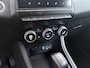 Renault Captur 1.3 TCe 140 R.S. Line / Trekhaak / Navigatie / Camera / Parkeersensoren / Stuur -en Stoelverwarmd / LED / Carplay / 18'' LMV