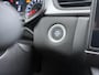 Renault Captur 1.3 TCe 140 R.S. Line / Trekhaak / Navigatie / Camera / Parkeersensoren / Stuur -en Stoelverwarmd / LED / Carplay / 18'' LMV