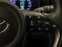 Toyota Yaris Cross 1.5 Hybrid 130 Launch Edition - ORIGINEEL NEDERLANDSE AUTO - HEAD-UP DISPLAY - ELEKTRISCHE ACHTERKLEP - DODEHOEK DETECTIE - PARKEERSENSOREN VOOR & ACHTER - JBL GELUIDINSTALLATIE - STOEL & STUUR VERWARMING - DRAADLOZE TELEFOONLADER