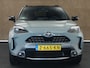 Toyota Yaris Cross 1.5 Hybrid 130 Launch Edition - ORIGINEEL NEDERLANDSE AUTO - HEAD-UP DISPLAY - ELEKTRISCHE ACHTERKLEP - DODEHOEK DETECTIE - PARKEERSENSOREN VOOR & ACHTER - JBL GELUIDINSTALLATIE - STOEL & STUUR VERWARMING - DRAADLOZE TELEFOONLADER