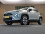 Toyota Yaris Cross 1.5 Hybrid 130 Launch Edition - ORIGINEEL NEDERLANDSE AUTO - HEAD-UP DISPLAY - ELEKTRISCHE ACHTERKLEP - DODEHOEK DETECTIE - PARKEERSENSOREN VOOR & ACHTER - JBL GELUIDINSTALLATIE - STOEL & STUUR VERWARMING - DRAADLOZE TELEFOONLADER