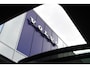 Lynk & Co 01 276PK Automaat More / Adaptive cruise control / Leren bekleding / Elektrisch verstelbare stoelen / Schuif- kanteldak / Stoel- en stuurverwarming / Parkeersensoren V+A / 360 Graden Camera / Elektrische achterklep / 20" lichtmetalen velgen