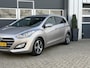Hyundai i30 Wagon 1.6 GDi Comfort | Parkeer sensoren | Stoel verwarming | Climate | Airco |