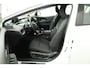 Toyota Prius 2.0 Plug-in Hybrid 220 Executive | Panoramadak | Dealeronderhouden | Stoelverwarming | 10 Jaar Garantie! |