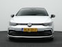 Volkswagen Golf 1.5 eTSI R-Line Business | IQ Matrix | Apple Carplay/Android Auto | Panorama dak | Black Style | Sfeerverlichting |