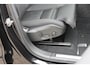 Volvo XC60 2.0 T6 Plug-in hybrid AWD Ultra Dark Luchtvering / Panoramisch schuif-kanteldak / Semi elektrisch wegklapbare trekhaak / Harman Kardon Audio