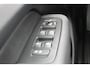 Volvo XC60 2.0 T6 Plug-in hybrid AWD Ultra Dark Luchtvering / Panoramisch schuif-kanteldak / Semi elektrisch wegklapbare trekhaak / Harman Kardon Audio