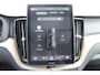 Volvo XC60 2.0 T6 Plug-in hybrid AWD Ultra Dark Luchtvering / Panoramisch schuif-kanteldak / Semi elektrisch wegklapbare trekhaak / Harman Kardon Audio