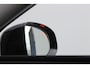 Volvo XC60 2.0 T6 Plug-in hybrid AWD Ultra Dark Luchtvering / Panoramisch schuif-kanteldak / Semi elektrisch wegklapbare trekhaak / Harman Kardon Audio