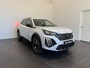 Peugeot 2008 1.2 Hybrid 145 Allure | 21% AKTIE ! | APPLE CARPLAY & ANDROID AUTO | NAVIGATIE | VOL LED |