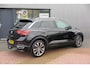Volkswagen T-Roc 1.5 TSI 150pk DSG Sport Business R-Line ,Led,Trekhaak ,Navi, Achteruitrijcamera, Virtual cockpit, DAB+ , PDC, LMV19" ,Electr. achterklep, Carplay etc.