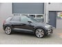 Volkswagen T-Roc 1.5 TSI 150pk DSG Sport Business R-Line ,Led,Trekhaak ,Navi, Achteruitrijcamera, Virtual cockpit, DAB+ , PDC, LMV19" ,Electr. achterklep, Carplay etc.