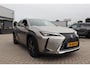 Lexus UX 250h F Sport First Edition | Achteruitrijcamera | 2 Eigenaren | Navigatie | Cruise control | Electrische Achterklep