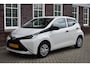 Toyota Aygo 1.0 VVT-i x-now Wij zijn op afspraak geopend! Graag bellen voor uw komst.