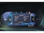 Volvo V60 T8 Recharge AWD Plus Dark - Panorama/schuifdak - IntelliSafe Assist & Surround - 360º Camera - Harman/Kardon audio - Verwarmde voorstoelen, stuur & achterbank - Parkeersensoren voor & achter - Elektr. bedienb. voorstoelen met geheugen - Head up display - Extra getint glas - Inklapbare trekhaak - 18' LMV