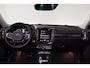 Volvo XC40 T5 Plug-in hybrid Ultimate Bright - Panorama/schuifdak - IntelliSafe Assist & Surround - Harman/Kardon audio - Parkeercamera achter - Draadloze tel. lader - Elektr. bedienb. voorstoelen met links geheugen - Parkeersensoren voor & achter - Extra getint glas - 19' LMV