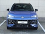Volkswagen T-Roc R-Line First Edition 1.5 eTSI 150 PK | Headup display | Panoramadak | Trekhaak | Electrische achterklep |