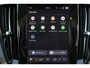 Volvo V60 T6 Recharge AWD Plus Dark - Panorama/schuifdak - IntelliSafe Assist & Surround - 360º Camera - Harman/Kardon audio - Verwarmde voorstoelen, stuur & achterbank - Parkeersensoren voor & achter - Elektr. bedienb. voorstoelen met geheugen - Head up display - Extra getint glas - 19' LMV