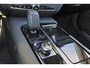Volvo V60 T6 Recharge AWD Plus Dark - Panorama/schuifdak - IntelliSafe Assist & Surround - 360º Camera - Harman/Kardon audio - Verwarmde voorstoelen, stuur & achterbank - Parkeersensoren voor & achter - Elektr. bedienb. voorstoelen met geheugen - Head up display - Extra getint glas - 19' LMV
