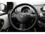 Toyota Aygo 1.0 VVT-i Now 5 Deurs - Airco, Navi, Trekhaak, Nieuwe APK!