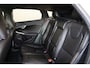 Volvo V40 Cross Country T3 Polar Plus Luxury - Panoramadak - Leder - DAB - Parkeerverwarming - Camera achter - All-Season banden - Climate Control - Cruise Control - Parkeersensoren voor & achter - Keyless Entry - Getint glas v.a. B-stijl - Harman/Kardon - Bluekens onderhouden - 18' LMV 'Metallah'